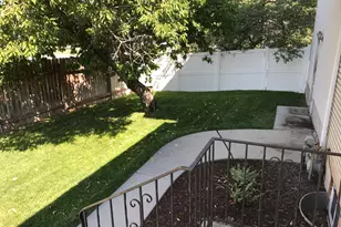 6818 S Luna Way E, Cottonwood Heights, UT 84121 - Photo 7