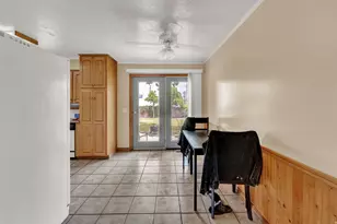 927 E 5650 S, Murray, UT 84121 - Photo 5