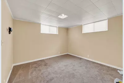 927 E 5650 S, Murray, UT 84121 - Photo 17