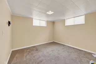 927 E 5650 S, Murray, UT 84121 - Photo 17