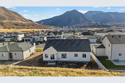 762 W Powderwood Ln, Mapleton, UT 84664 - Photo 31