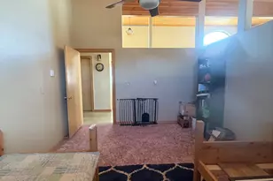 256 S 300 E, Blanding, UT 84511 - Photo 25