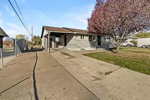 4919 S 2675 W, Roy, UT 84067 - Photo 7