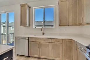 6711 S Quarter Creek Dr W, West Jordan, UT 84081 - Photo 11