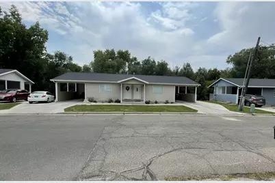 4055 S Hillcrest Cir, South Ogden, UT 84405 - Photo 1