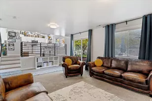 49 E 550 S, Kaysville, UT 84037 - Photo 9