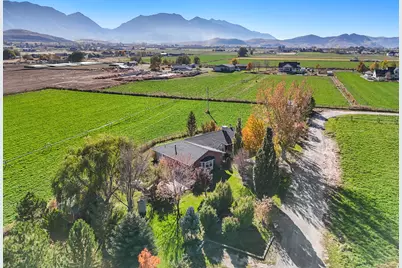 956 N Main St, Genola, UT 84655 - Photo 5