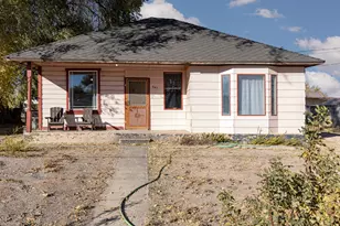 341 E 200 N, Richfield, UT 84701 - Photo 3