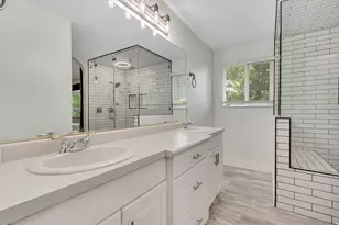 2154 E Wasatch Blvd, Sandy, UT 84092 - Photo 15