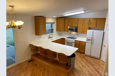 567 S Hazel Dr, Salem, UT 84653 - Photo 7