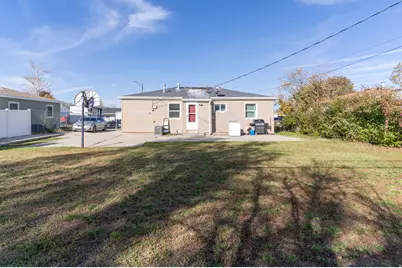 4371 W 5700 S, Salt Lake City, UT 84118 - Photo 9