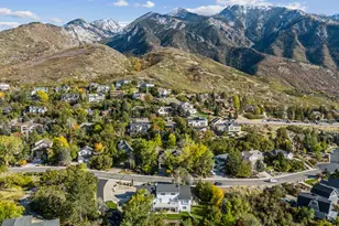 10142 S Majestic Canyon Rd E, Sandy, UT 84092 - Photo 5