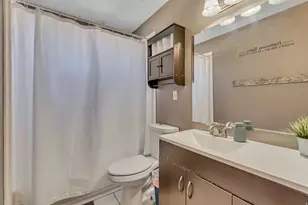 8461 S Meadowlark Ln W, West Jordan, UT 84088 - Photo 11