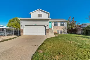 8461 S Meadowlark Ln W, West Jordan, UT 84088 - Photo 1