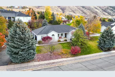 2894 N Viewcrest Cir, North Logan, UT 84341 - Photo 7