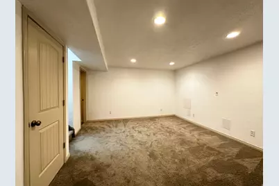 1513 W Kingsbarn Way, West Valley, UT 84119 - Photo 23