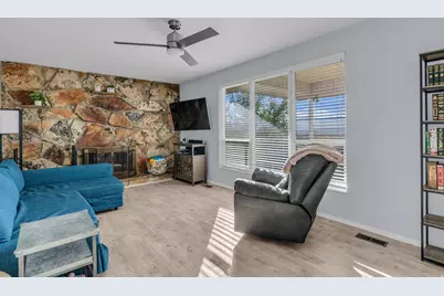 9968 S Blossom Dr, Sandy, UT 84092 - Photo 9