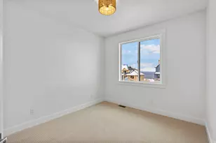 728 E Mountain Road N, North Ogden, UT 84414 - Photo 15