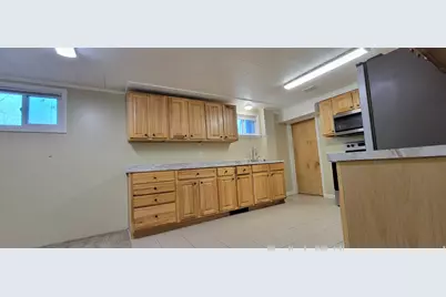 787 E Redmaple Cir, Millcreek, UT 84106 - Photo 33