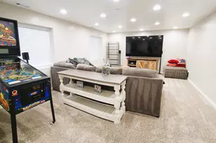 814 E 3300 N, North Ogden, UT 84414 - Photo 17