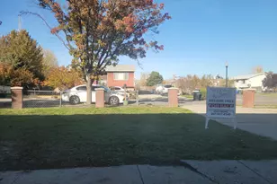 3879 W Segal Circle, West Valley, UT 84120 - Photo 17