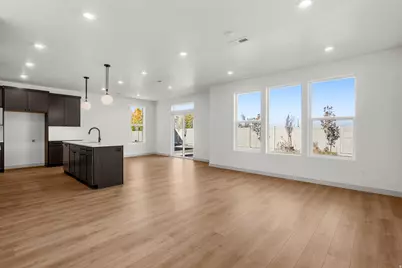 1067 W Audrey Ln S #8, Woods Cross, UT 84087 - Photo 7