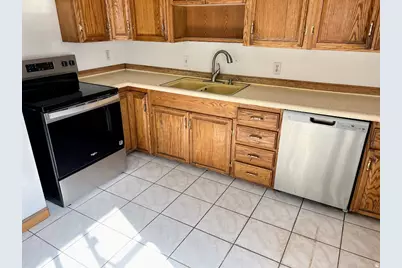 4077 W 5740 S, Kearns, UT 84118 - Photo 11