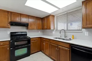 257 E 600 N, Kaysville, UT 84037 - Photo 11