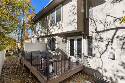 696 E Union Garden Ct, Midvale, UT 84047 - Photo 21