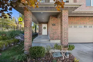 696 E Union Garden Ct, Midvale, UT 84047 - Photo 31