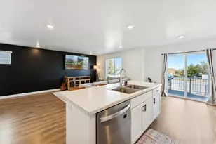 42 N Wayne Way W, Grantsville, UT 84029 - Photo 3