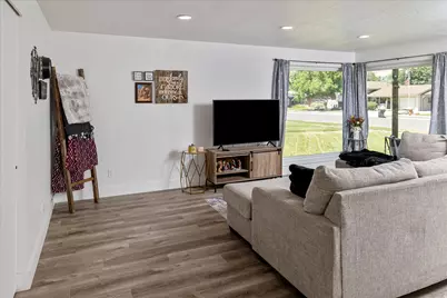 607 N Holiday, Brigham City, UT 84302 - Photo 7