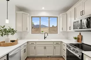 416 E Luna Cir, Salem, UT 84653 - Photo 7