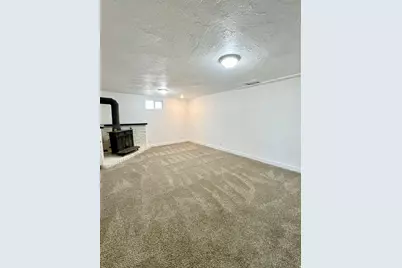 954 E Carnation Dr, White City, UT 84094 - Photo 15