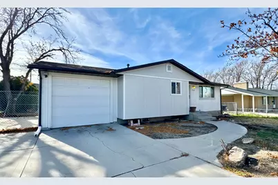 954 E Carnation Dr, White City, UT 84094 - Photo 3