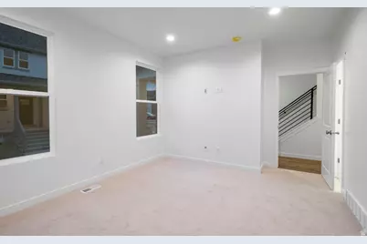 11363 S Offshore Way W #381, South Jordan, UT 84009 - Photo 5