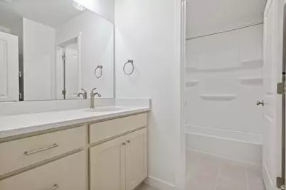 11363 S Offshore Way W #381, South Jordan, UT 84009 - Photo 15