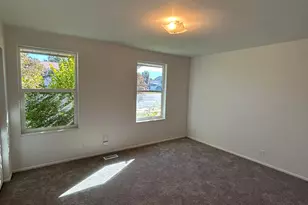 5568 S Hugoton Dr W, Taylorsville, UT 84129 - Photo 7