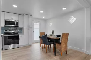 8026 S Laguna Cir W, West Jordan, UT 84088 - Photo 7