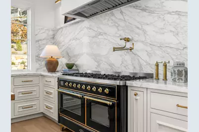 251 E Maple Ridge Dr, Mapleton, UT 84664 - Photo 9