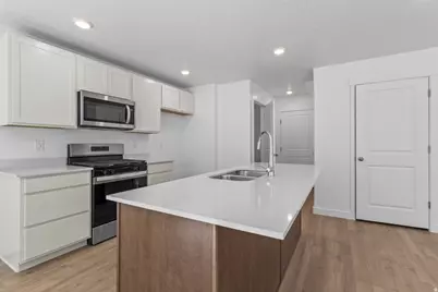 4420 N Buckstone Way #1085, Lehi, UT 84048 - Photo 5