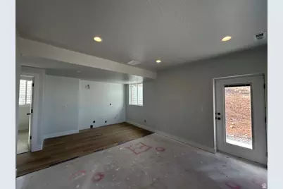 702 Oakridge Dr #701, Tooele, UT 84074 - Photo 15