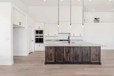 702 Oakridge Dr #701, Tooele, UT 84074 - Photo 9