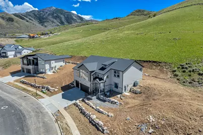 702 Oakridge Dr #701, Tooele, UT 84074 - Photo 3