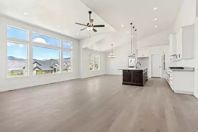 702 Oakridge Dr #701, Tooele, UT 84074 - Photo 5