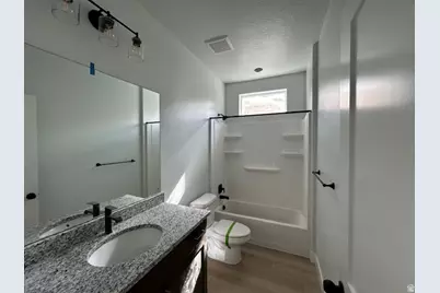 702 Oakridge Dr #701, Tooele, UT 84074 - Photo 11