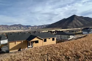 702 Oakridge Dr, Tooele, UT 84074 - Photo 15