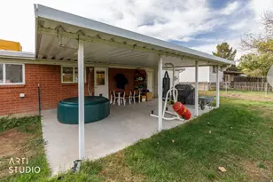 1916 W Gregory Dr, Layton, UT 84041 - Photo 25