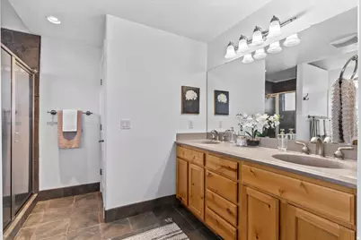 2541 E Stonebury Loop Rd S, Springville, UT 84663 - Photo 37