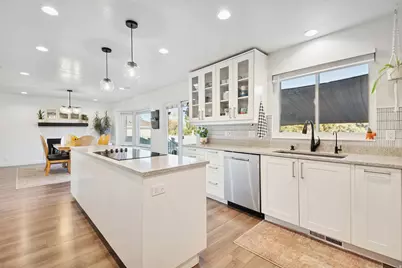 9635 S 1600 W, South Jordan, UT 84095 - Photo 11